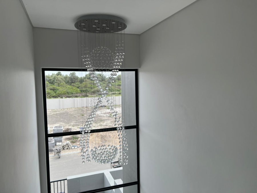4 Bedroom Property for Sale in Sandown Western Cape